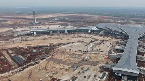 Một phần của nh&agrave; ga v&agrave; đ&agrave;i kiểm so&aacute;t kh&ocirc;ng lưu S&acirc;n bay Long Th&agrave;nh. (Ảnh:/TTXVN)