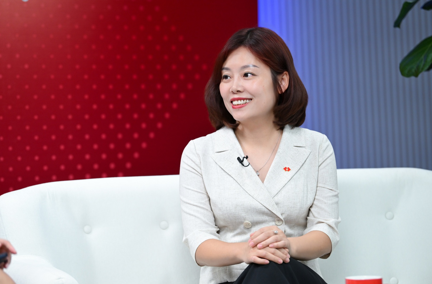 B&agrave; Nguyễn V&acirc;n Linh, Ph&oacute; Gi&aacute;m đốc Khối Ng&acirc;n h&agrave;ng B&aacute;n lẻ Techcombank.