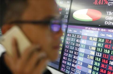 D&#249;ng 29 t&#224;i khoản thao t&#250;ng cổ phiếu - Ảnh 1