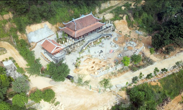 Nhiều biệt phủ, chung cư mini,..sai phạm tr&ecirc;n địa b&agrave;n huyện Thạch Thất. Ảnh: Tiền Phong