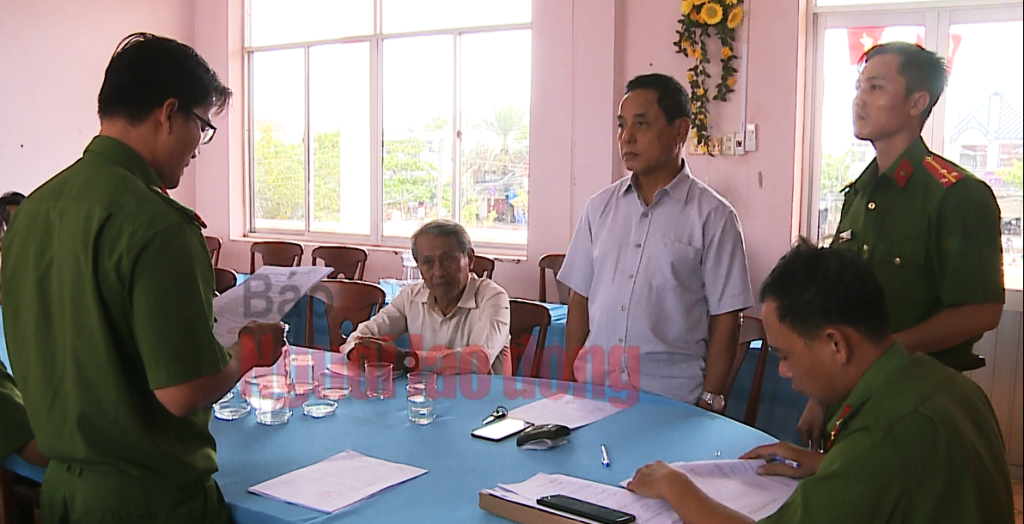 Chi nhánh 3 ngân hàng sập bẫy vợ chồng giám đốc công ty thủy sản - Ảnh 1