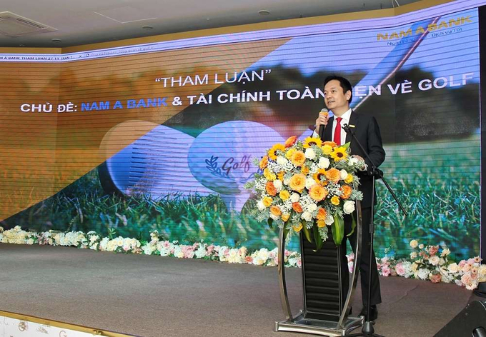 &Ocirc;ng Trần Thanh T&ugrave;ng &ndash; Gi&aacute;m đốc Khối Kh&aacute;ch h&agrave;ng Doanh nghiệp Nam A Bank tr&igrave;nh b&agrave;y tham luận tại Hội thảo.