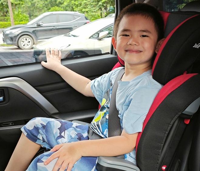 Trẻ em khi ngồi tr&ecirc;n thiết bị ghế an to&agrave;n khi xe di chuyển tốc độ cao sẽ giảm đ&aacute;ng kể nguy cơ chấn thương v&agrave; tử vong trong c&aacute;c vụ va chạm giao th&ocirc;ng. (Ảnh: PV/Vietnam+)