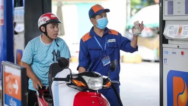 Gi&aacute; xăng dự b&aacute;o giảm nhẹ trong kỳ điều h&agrave;nh ng&agrave;y 12/12.