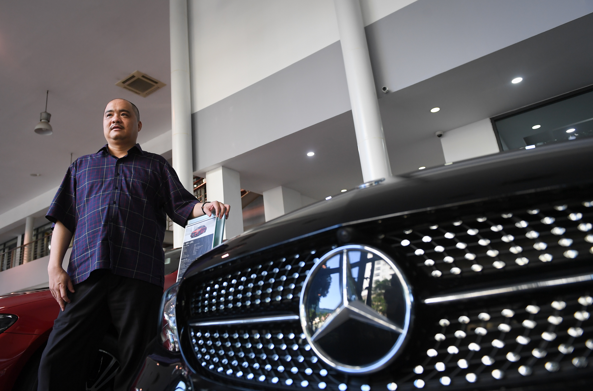 &#212;ng sếp c&#244;ng ty b&#225;n nhiều xe Mẹc nhất Việt Nam: “Đại gia thực sự kh&#244;ng ai cần một căn ph&#242;ng d&#225;t v&#224;ng, b&#224;y ch&#226;u b&#225;u” - Ảnh 7