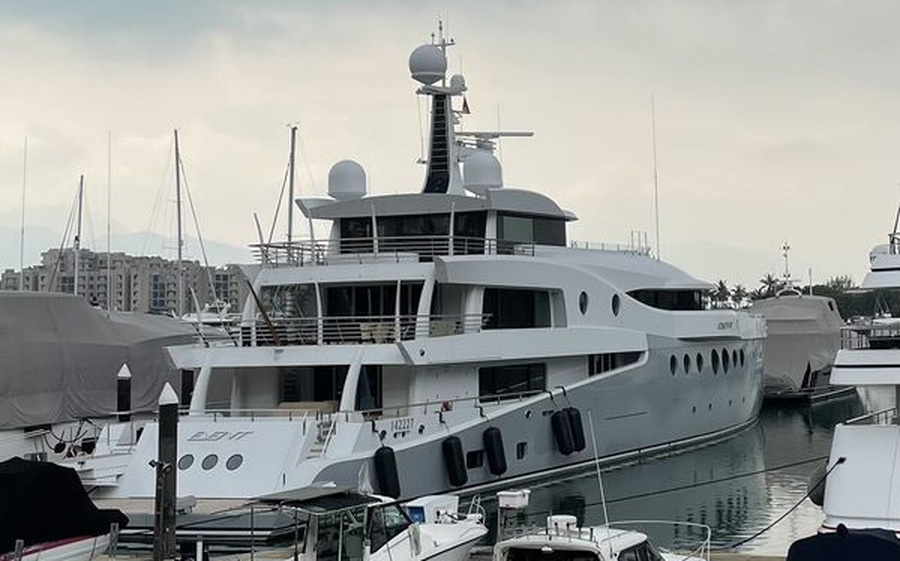 Chủ nợ Evergrande để mắt tới du thuyền, m&#225;y bay v&#224; l&#226;u đ&#224;i với hy vọng &quot;xiết nợ&quot; tỷ ph&#250; Hứa Gia Ấn - Ảnh 1