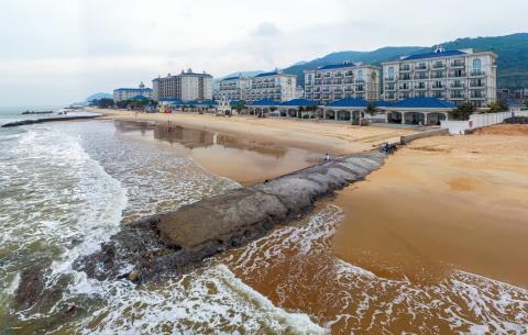 Resort chặn lối xuống biển của d&#226;n: Cố t&#236;nh l&#224;m? - Ảnh 1