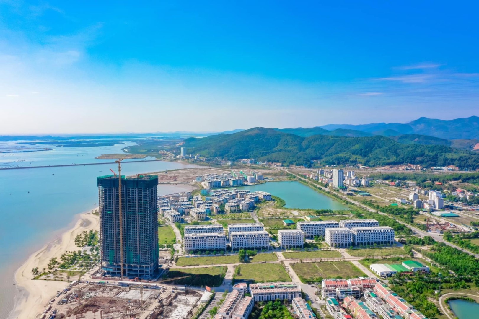 Dự &aacute;n A La Carte Hạ Long do Taseco Land ph&aacute;t triển.