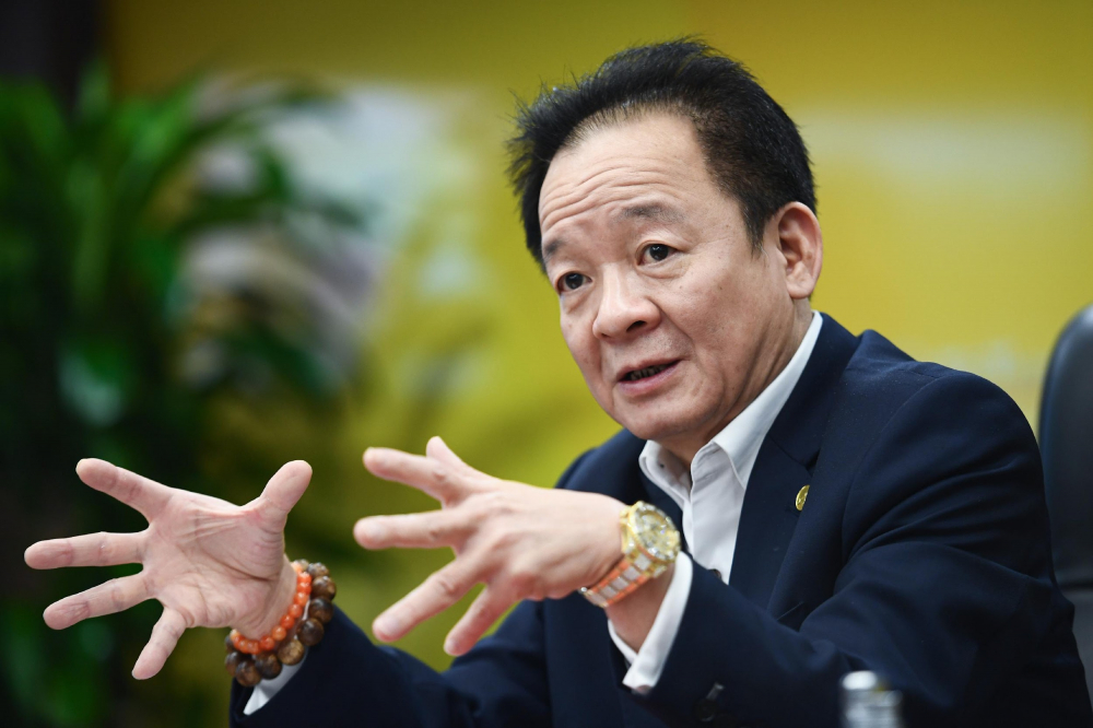 &nbsp;Theo Bầu Hiển, điều m&agrave; T&amp;T Group hướng đến khi l&agrave;m h&agrave;ng kh&ocirc;ng ch&iacute;nh l&agrave; mang lại được lợi &iacute;ch cho người d&acirc;n, gi&aacute; trị cho doanh nghiệp v&agrave; đ&oacute;ng g&oacute;p v&agrave;o sự ph&aacute;t triển kinh tế - x&atilde; hội của đất nước.&rdquo;