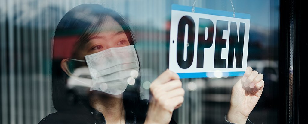 C&#243; vaccine l&#224; đại dịch đ&#227; chấm dứt? Đừng nghĩ vậy, v&#236; c&#243; những việc bạn vẫn phải l&#224;m kể cả khi đ&#227; được ti&#234;m ph&#242;ng - Ảnh 4