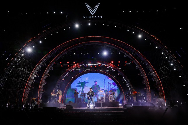 Ph&#250; Quốc United Center - Điểm hẹn mới của những huyền thoại &#226;m nhạc đương đại - Ảnh 2