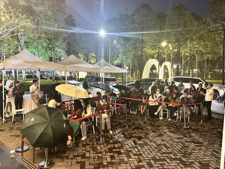 Bất thường: Căn hộ Parc Régent Park City vừa đặt cọc đã bán chênh 3-4 tỷ đồng? - Ảnh 1