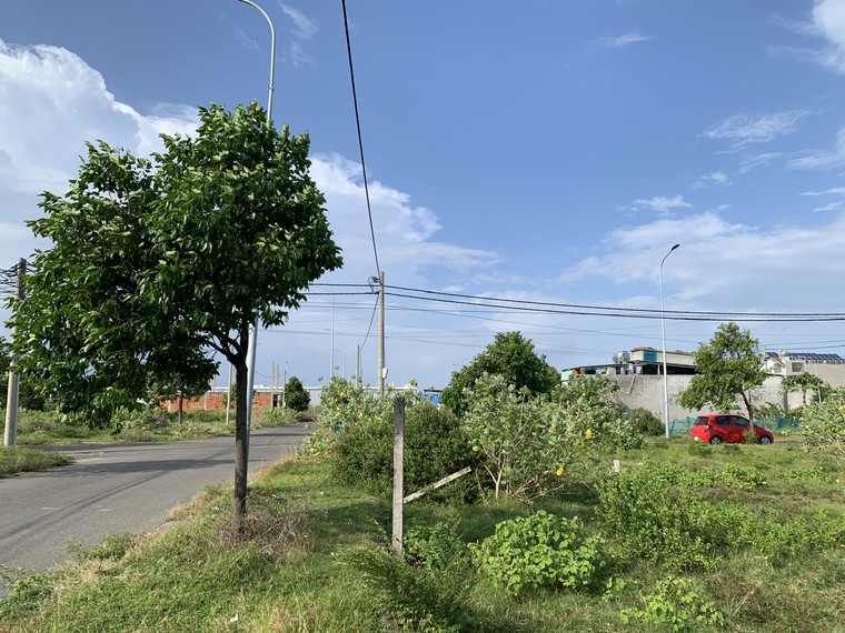 Dự án Khu nhà ở Khang Gia Hân - Bài 1: Khách hàng mua đất nhưng không được xây nhà! - Ảnh 1