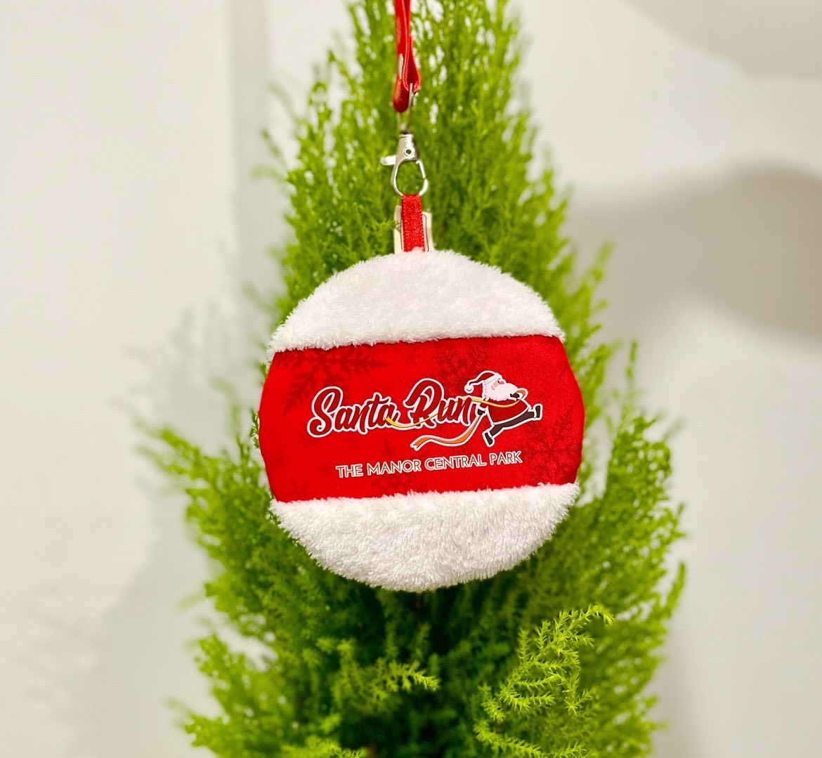 Gi&#225;ng sinh ấm &#225;p với Santa Run tại The Manor Central Park - Ảnh 2