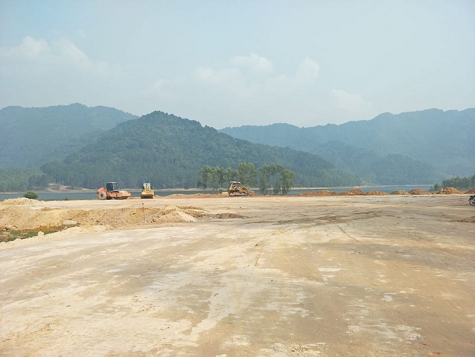 Sự v&agrave;o cuộc t&iacute;ch cực của c&aacute;c cơ quan chức năng, sẽ g&oacute;p phần ngăn chặn những hậu quả đ&aacute;ng tiếc c&oacute; thể xảy ra đối với c&ocirc;ng tr&igrave;nh thủy lợi quan trọng như hồ Thanh Lanh. &nbsp;