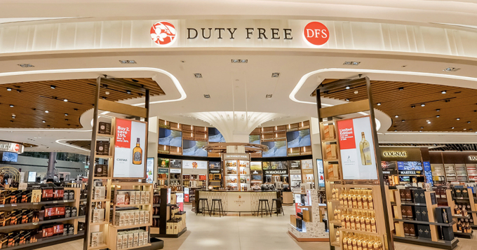 Một gian h&agrave;ng miễn thuế tại Singapore. Ảnh: Vulcan Post.