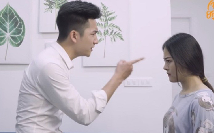 Từ 1/1/2022, chồng &#39;cấm&#39; vợ đi l&#224;m bị phạt đến 5 triệu đồng - Ảnh 1