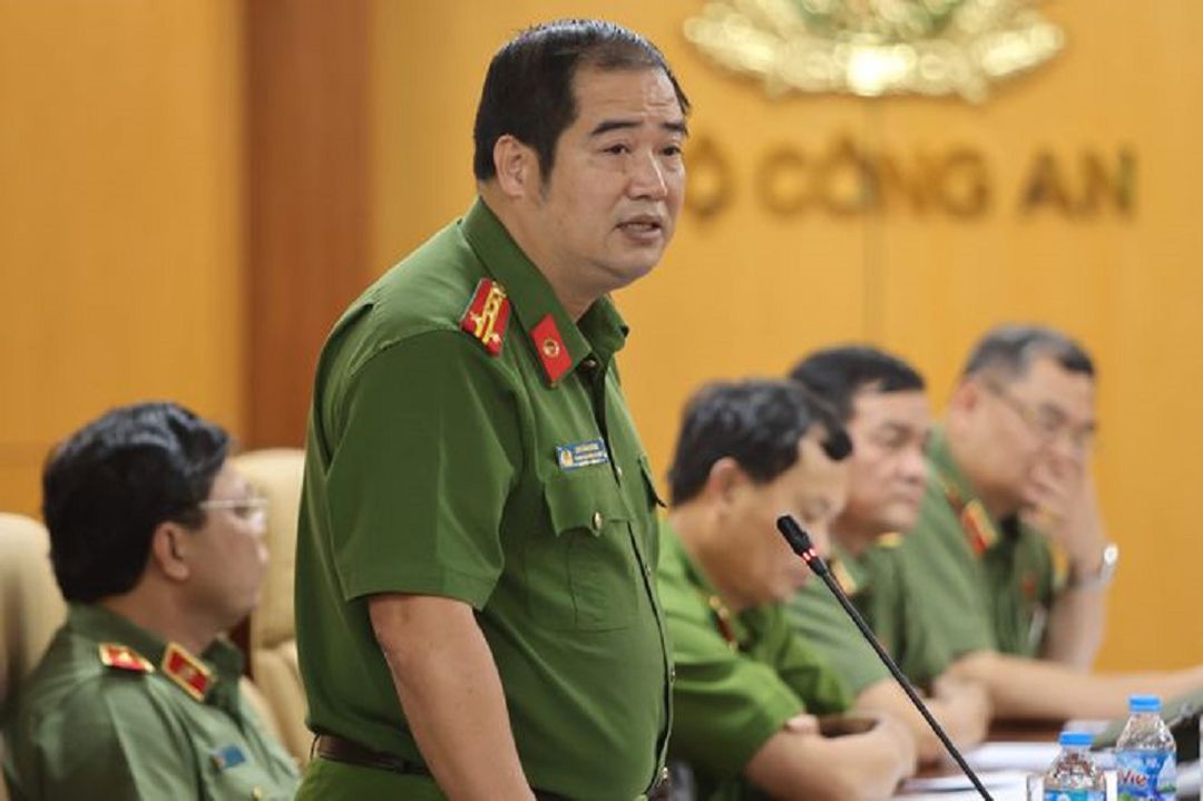 Đại t&aacute; Chữ Văn Dũng, Ph&oacute; ch&aacute;nh Văn ph&ograve;ng Cơ quan CSĐT Bộ C&ocirc;ng an, cho biết cơ quan n&agrave;y đang điều tra đơn tố c&aacute;o li&ecirc;n quan đến b&agrave; Trần Uy&ecirc;n Phương hồi cuối năm ngo&aacute;i