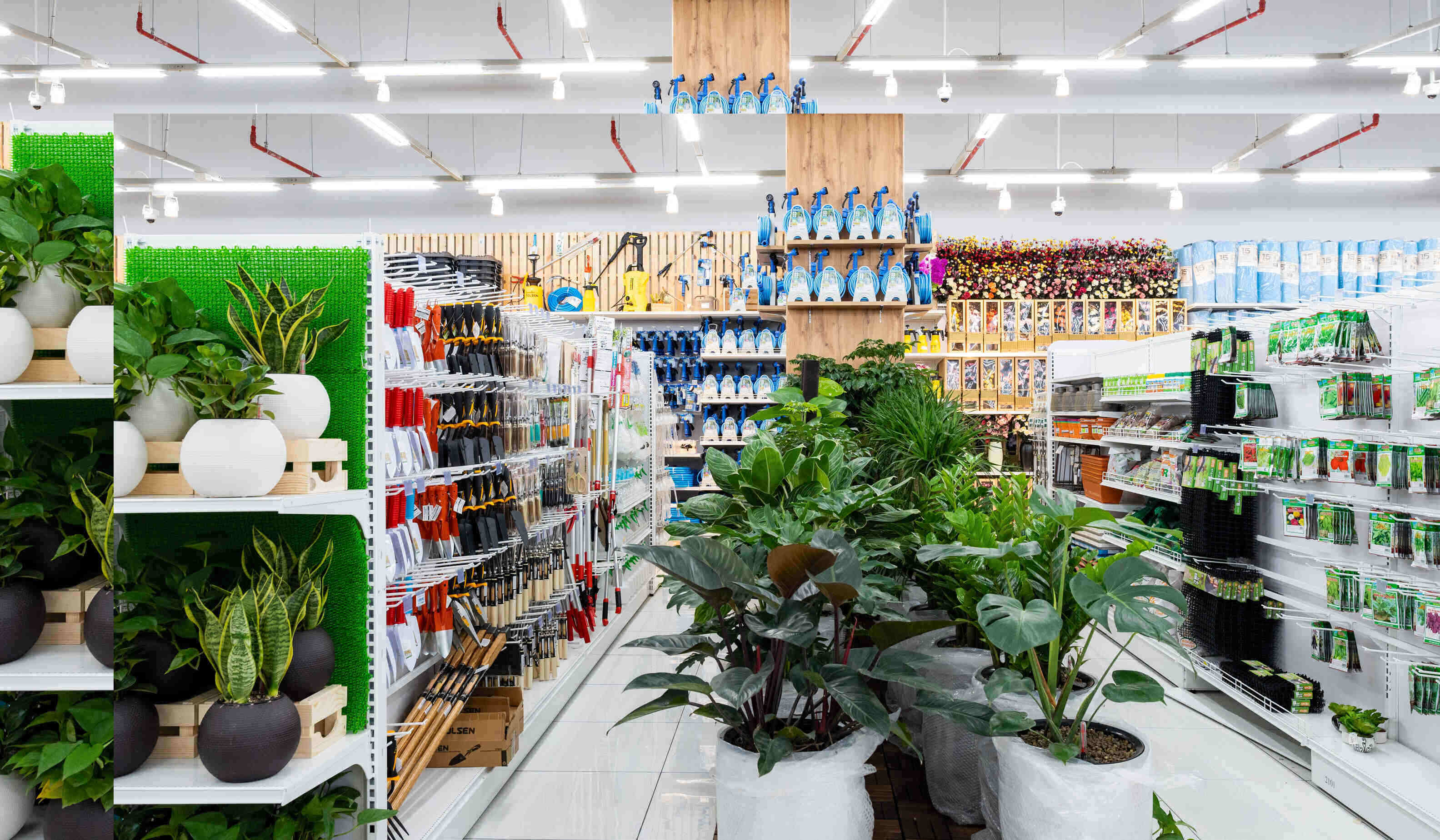 Đ&#243;n chờ tổ hợp mua sắm “si&#234;u chất” ph&#237;a T&#226;y thủ đ&#244; sắp khai trương - Ảnh 1