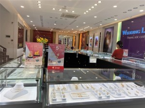 Kh&ocirc;ng gian mua sắm l&yacute; tưởng tại Trung t&acirc;m V&agrave;ng bạc Trang sức DOJI Trần Đăng Ninh, 39 Trần Đăng Ninh, Tam Thanh, TP Lạng Sơn &nbsp;