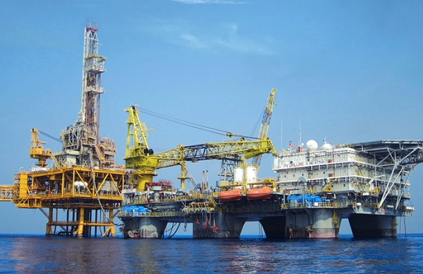 Cổ phiếu khuyến nghị h&ocirc;m nay 12/1: FPT, HHV v&agrave; PVD.