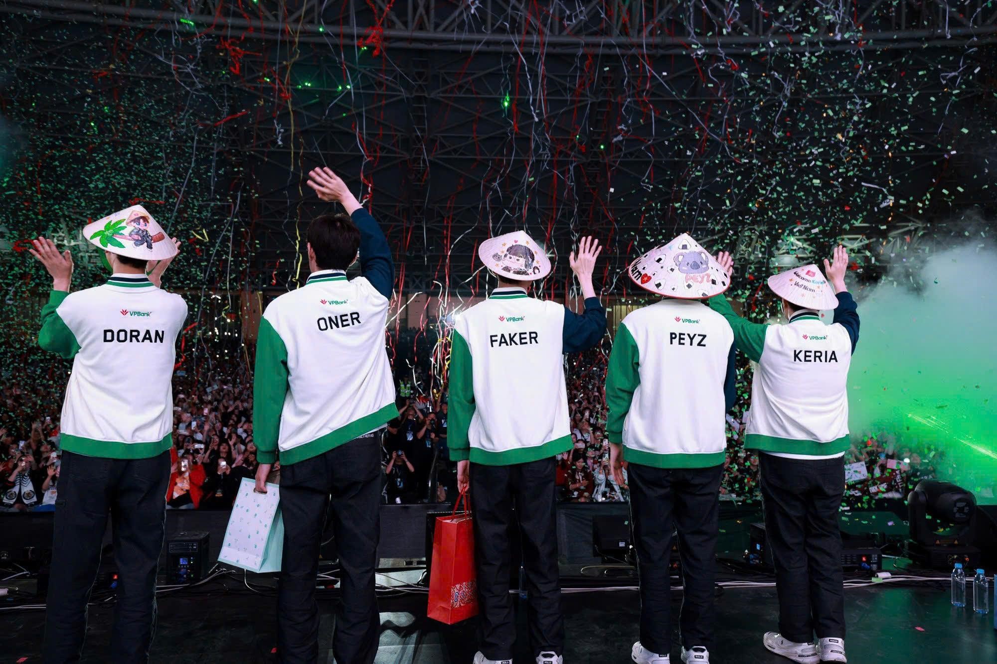 Hành trình đáng nhớ của Faker và T1 tại Việt Nam - Ảnh 9