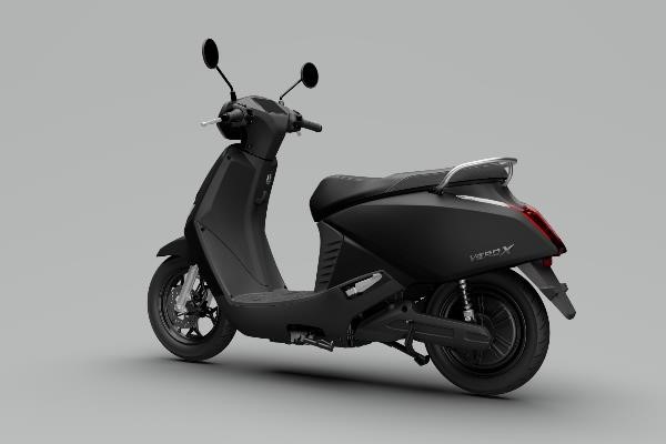  Xe thời trang, cốp thênh thang: VinFast Vero X hợp gu “hội chị em” - Ảnh 1