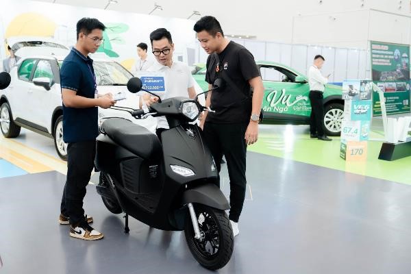  Xe thời trang, cốp thênh thang: VinFast Vero X hợp gu “hội chị em” - Ảnh 2