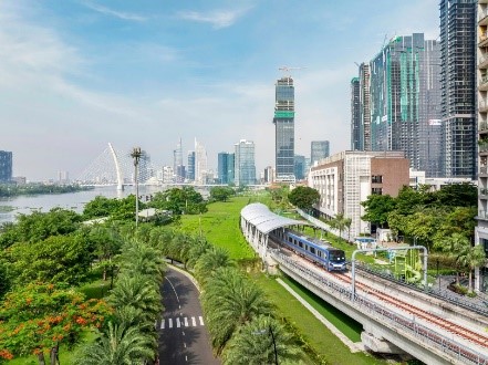 Khu phức hợp BĐS h&agrave;ng hiệu Grand Marina, Saigon c&ugrave;ng t&ograve;a th&aacute;p Marina Central Tower - biểu tượng l&agrave;m n&ecirc;n ch&acirc;n trời mới của TP.HCM. &nbsp;