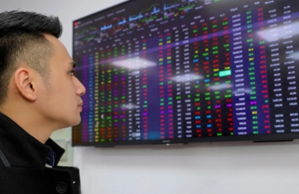 Hệ thống KRX sắp diễn tập lần 1, chứng kho&aacute;n chờ đợi giao dịch trong ng&agrave;y.