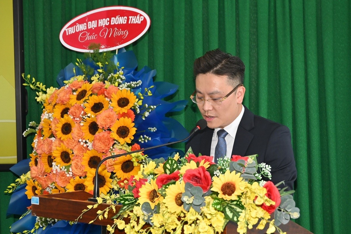 &Ocirc;ng Trương Việt Dũng &ndash; Gi&aacute;m đốc ph&aacute;t triển Ng&acirc;n h&agrave;ng ưu ti&ecirc;n khẳng định PVcomBank lu&ocirc;n mong muốn g&oacute;p phần th&uacute;c đẩy ph&aacute;t triển nền gi&aacute;o dục Việt Nam &nbsp;