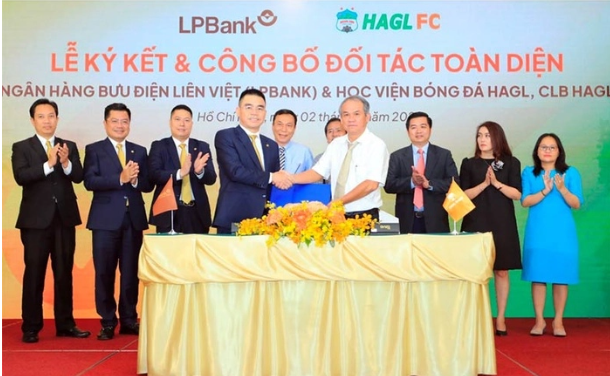 HAGL l&#227;i hơn ngh&#236;n tỷ: Chậm trả nợ ng&#226;n h&#224;ng, bị nghi ngờ khả năng hoạt động li&#234;n tục - Ảnh 2