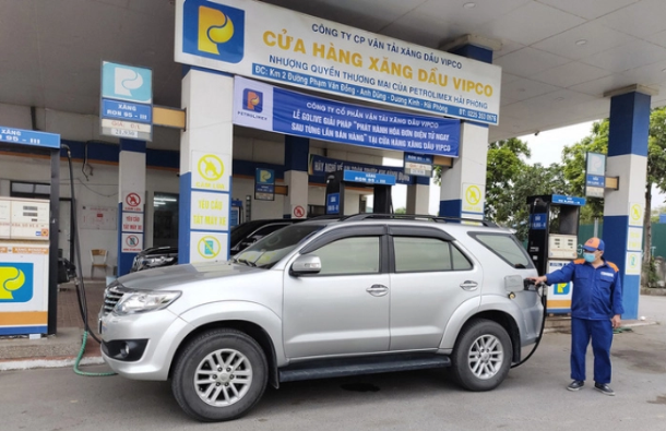 Xăng dầu VIPCO: Doanh thu, lợi nhuận giảm mạnh, kế hoạch &#39;đi l&#249;i&#39; trong 2024 - Ảnh 1