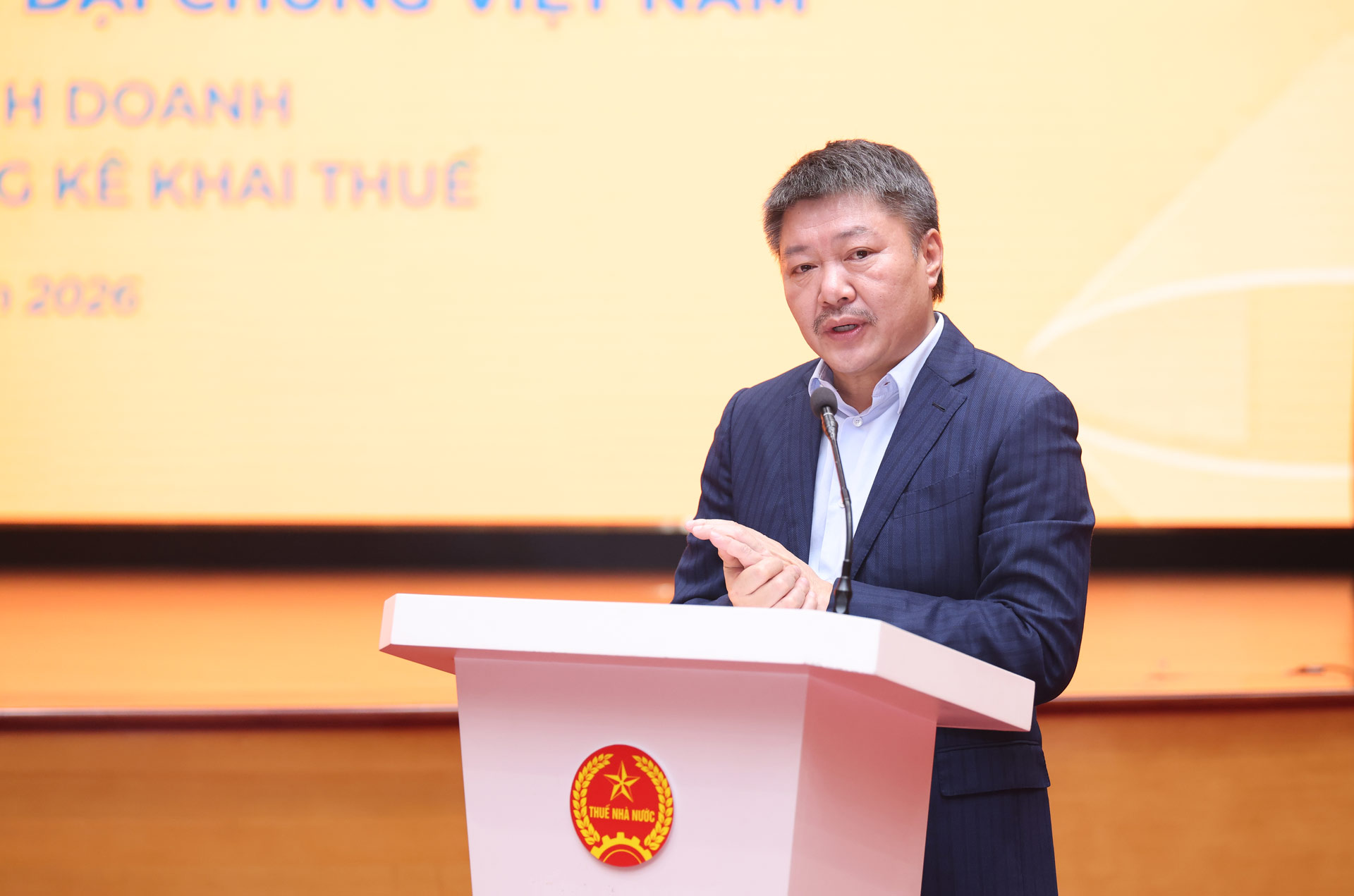 Chủ tịch Hội đồng Quản trị PVcomBank - &ocirc;ng Nguyễn Đ&igrave;nh L&acirc;m ph&aacute;t biểu tại sự kiện k&yacute; kết hợp t&aacute;c giữa Ng&acirc;n h&agrave;ng v&agrave; Cục Thuế &nbsp;