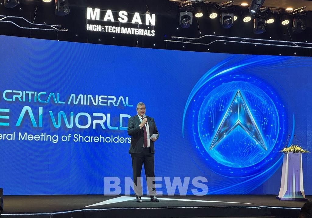 &Ocirc;ng Michael Glover, Tổng Gi&aacute;m đốc Masan High - Tech Materials chia sẻ về chiến lược của MSR tại sự kiện.