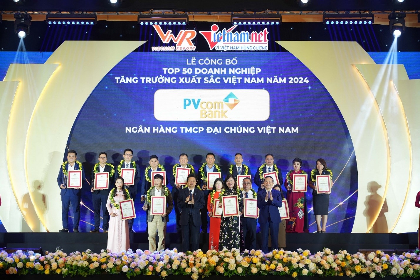 Lần thứ năm li&ecirc;n tiếp, PVcomBank được vinh danh trong &ldquo;Top 50 doanh nghiệp tăng trưởng xuất sắc nhất Việt Nam&rdquo; &nbsp;
