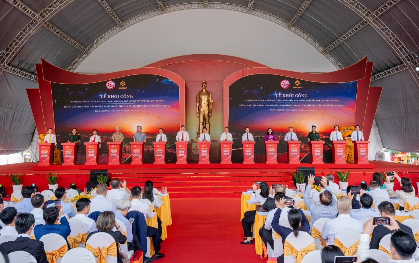 Tổng Gi&aacute;m đốc NCB Tạ Kiều Hưng tham dự nghi thức bấm n&uacute;t khởi c&ocirc;ng dự &aacute;n Cải tạo, chỉnh trang Bảo t&agrave;ng Hồ Ch&iacute; Minh - Chi nh&aacute;nh TP.HCM