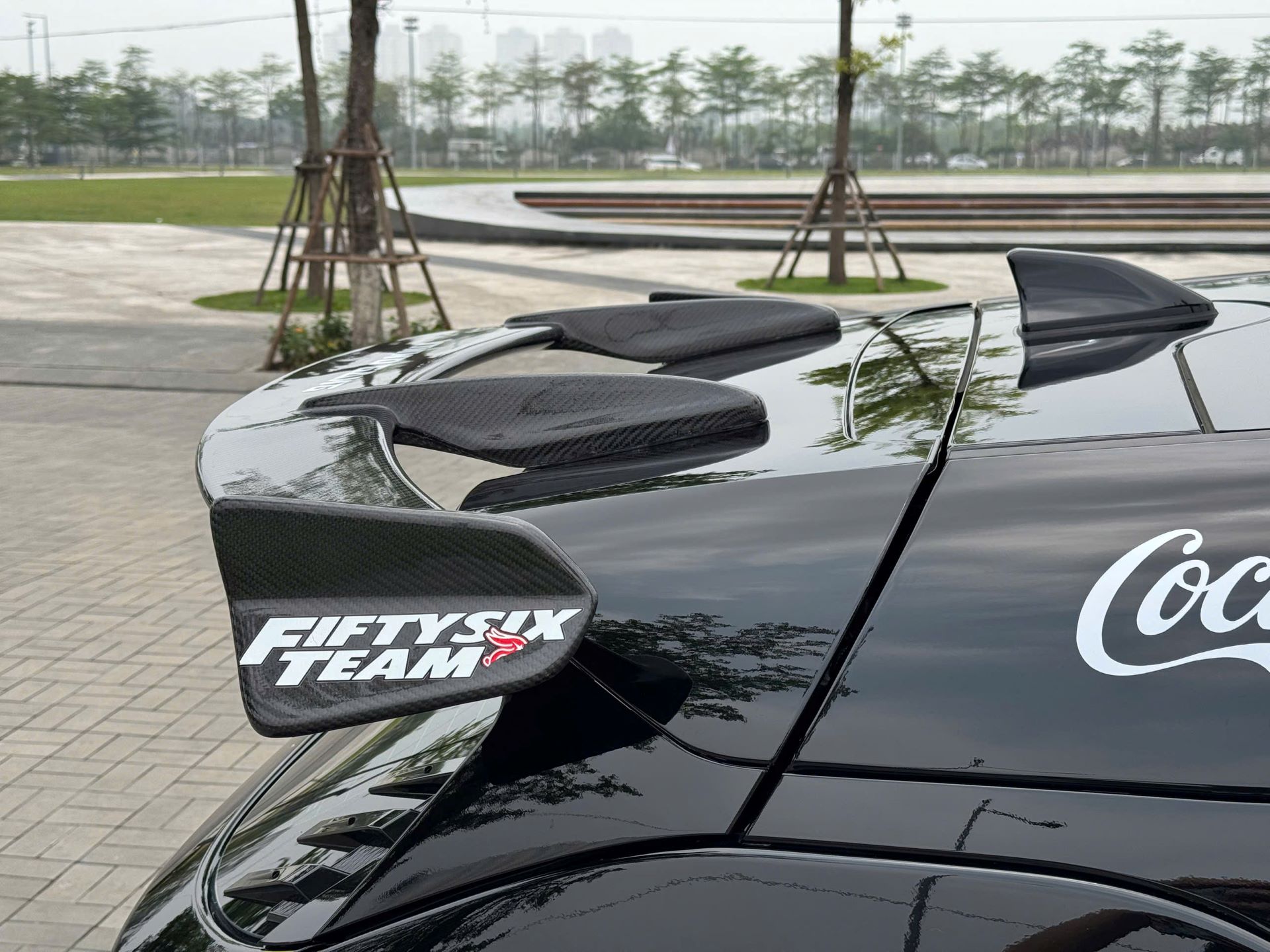 Chiếc VF 7 của anh Huy được trang tr&iacute; lấy cảm hứng từ c&aacute;c d&ograve;ng xe thể thao JDM của Nhật Bản. &nbsp;