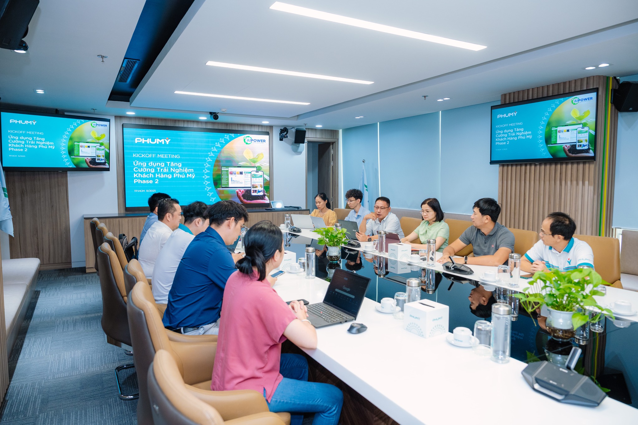 T&iacute;ch cực đưa ra c&aacute;c giải ph&aacute;p tăng cường trải nghiệm kh&aacute;ch h&agrave;ng