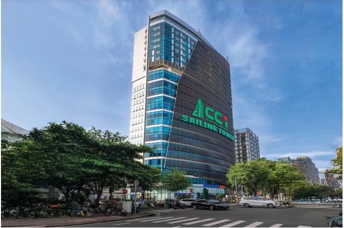 HĐQT Tổng C&ocirc;ng ty X&acirc;y dựng Số 1 - CTCP (CC1) vừa th&ocirc;ng qua việc sử dụng hạn mức t&iacute;n dụng 2.000 tỷ đồng tại một ng&acirc;n h&agrave;ng. C&ugrave;ng thời điểm, doanh nghiệp ghi nhận nợ phải trả hơn 14.000 tỷ đồng, vay v&agrave; nợ thu&ecirc; t&agrave;i ch&iacute;nh hơn 6.500 tỷ đồng, lợi nhuận sau thuế qu&yacute; I/2026 chỉ hơn 9 tỷ đồng, c&ograve;n cổ phiếu CC1 bị đưa v&agrave;o diện hạn chế giao dịch do chậm nộp BCTC kiểm to&aacute;n năm 2025. Ảnh: CC1