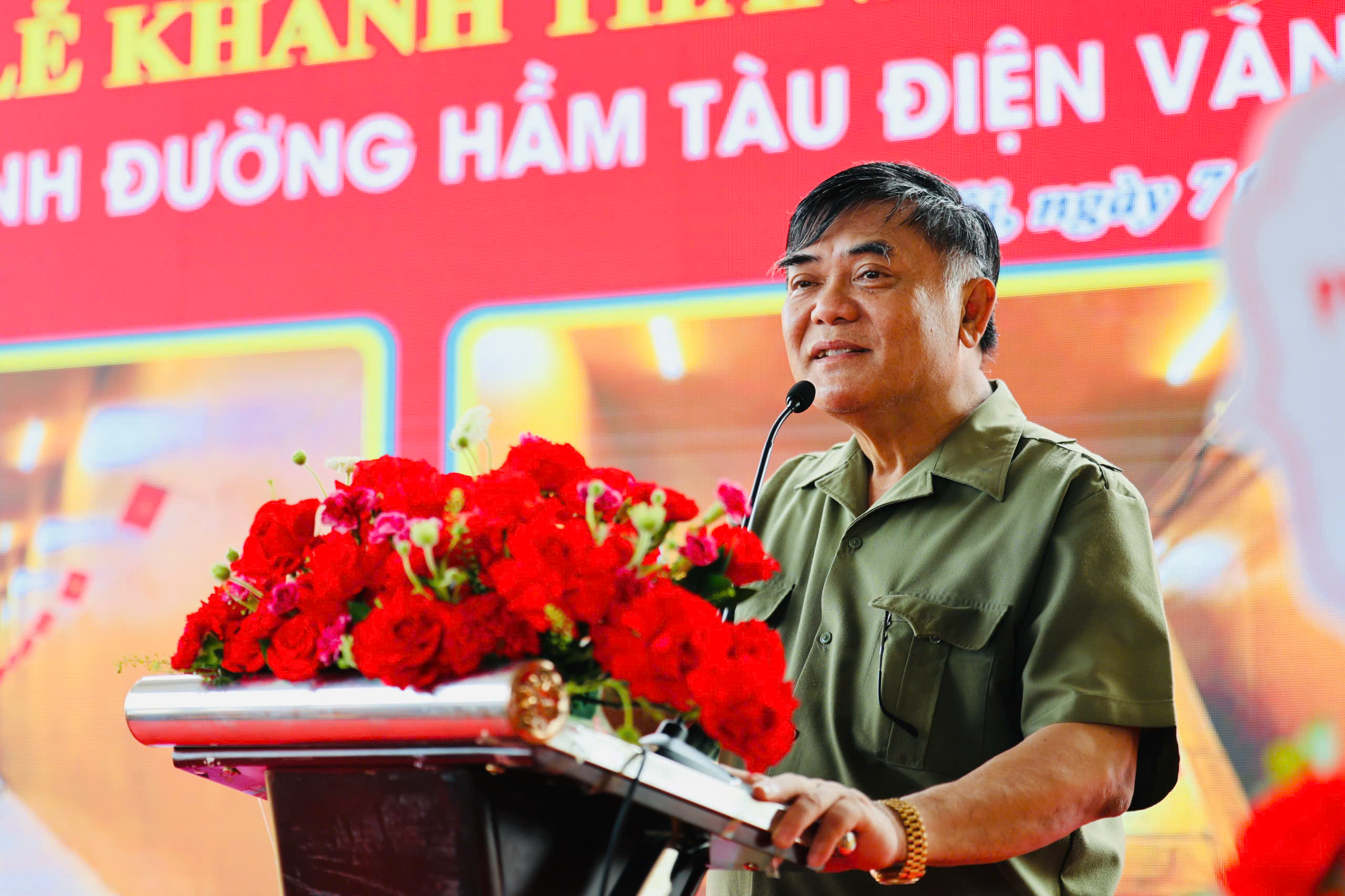 Chủ&nbsp;tịch Tập đo&agrave;n Ho&agrave; B&igrave;nh - &ocirc;ng Nguyễn Hữu Đường.