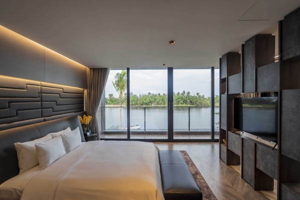 Khu nghỉ dưỡng One River Villas sử dụng k&iacute;nh Low-E c&aacute;ch nhiệt.