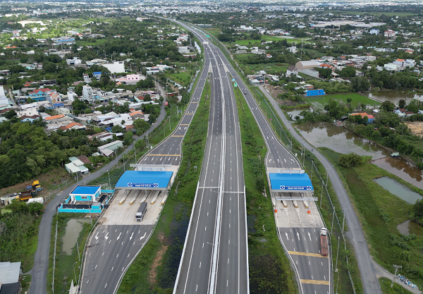 Điểm đầu cao tốc Bến Lức - Long Th&agrave;nh tại n&uacute;t giao Mỹ Y&ecirc;n thuộc địa phận huyện Bến Lức, tỉnh Long An.