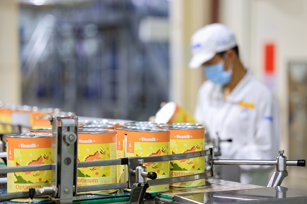 Đẩy mạnh hoạt động nghi&ecirc;n cứu v&agrave; ph&aacute;t triển, đổi mới sản phẩm, Vinamilk ti&ecirc;n phong đưa đột ph&aacute; 6 HMO v&agrave;o giải ph&aacute;p dinh dưỡng cho trẻ. Ảnh: Nguyễn Ho&agrave;ng