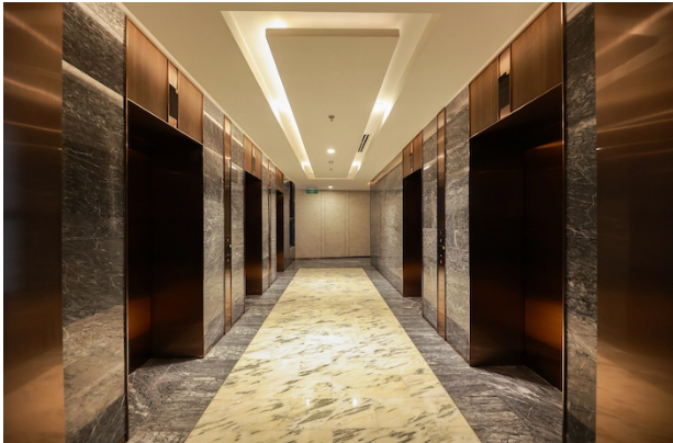 Sảnh thang m&aacute;y Lumi&egrave;re Riverside