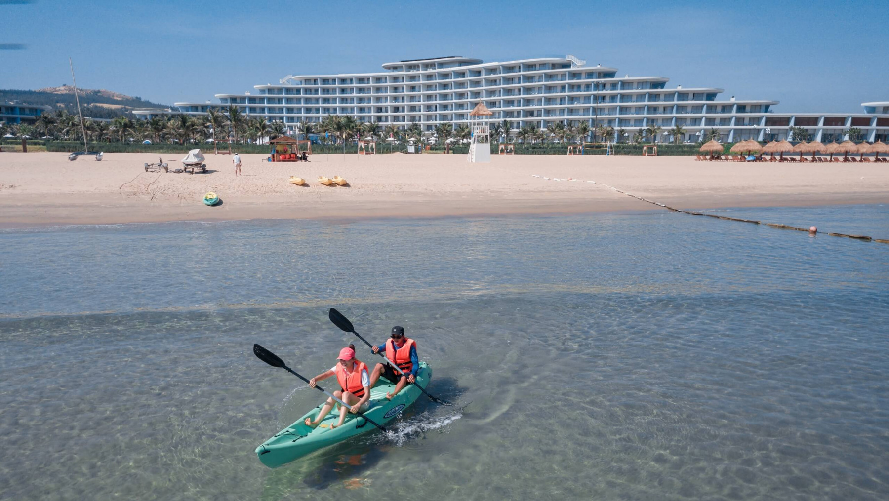 Combo linh hoạt từ 950.000 VND/ người tại hệ thống quần thể FLC được nhiều du kh&aacute;ch lựa chọn (H&igrave;nh ảnh: FLC Quy Nhơn)