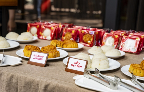 Cuộc đua khốc liệt gi&agrave;nh thị trường b&aacute;nh trung thu h&agrave;ng ngh&igrave;n tỷ (ảnh minh họa)Cả trăm thương hiệu nhắm v&agrave;o nhu cầu qu&agrave; biếu tặng