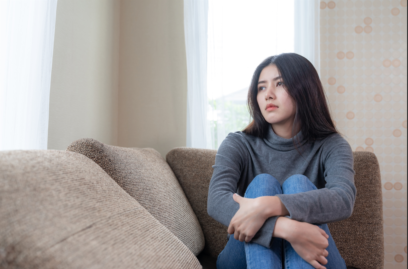 Chị Tươi suy sụp v&igrave; quyết định đầu tư sai lầm của m&igrave;nh (Ảnh minh họa)