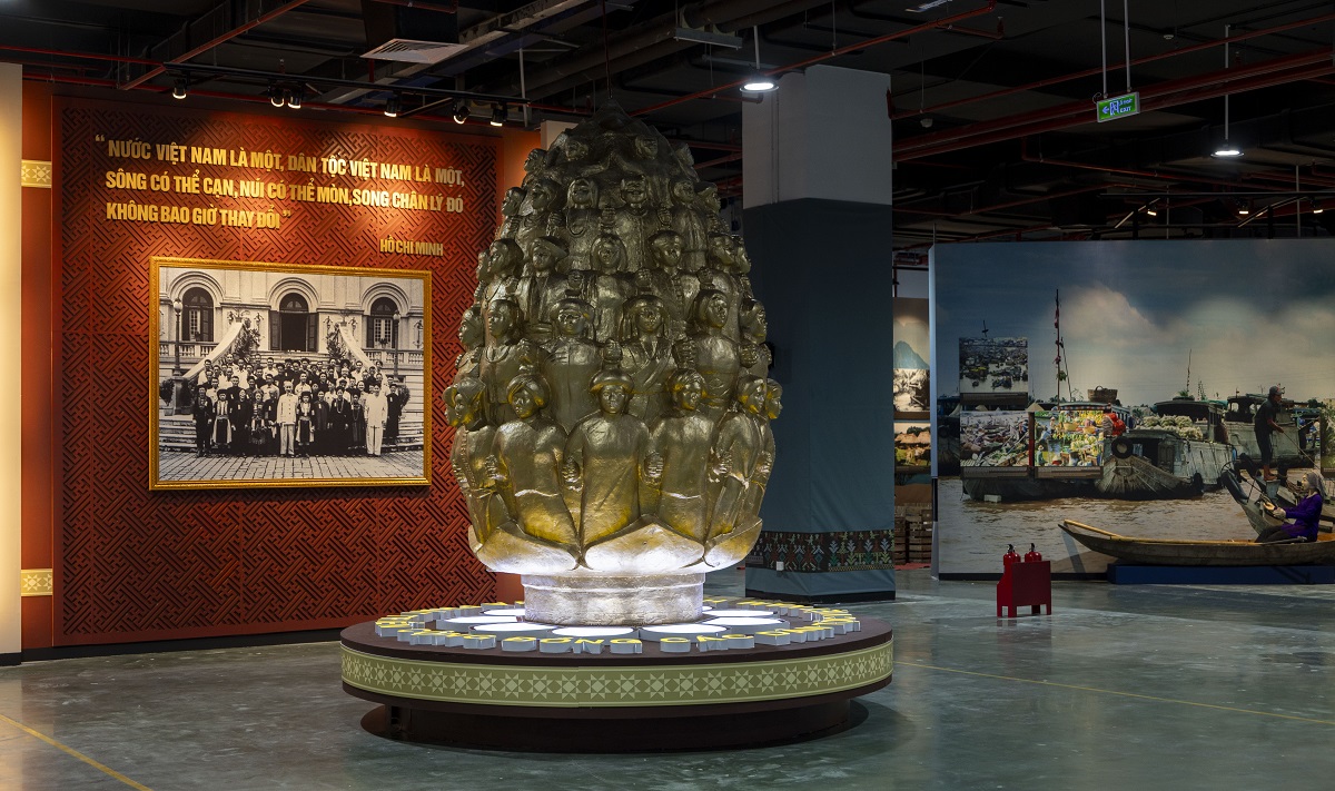 Kh&ocirc;ng gian trong Nh&agrave; triển l&atilde;m khối A đậm chất s&aacute;ng tạo v&agrave; nghệ thuật