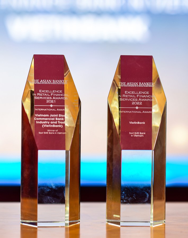 VietinBank được The Asian Banker trao tặng giải thưởng Ng&acirc;n h&agrave;ng SME tốt nhất Việt Nam hai năm li&ecirc;n tiếp (2021 - 2022)